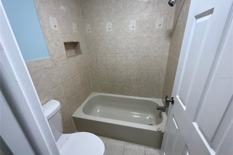 Touwnhouse à vendre à Tampa, Floride: 2 chambres, 110.37 m2 № 1917544 - photo 17