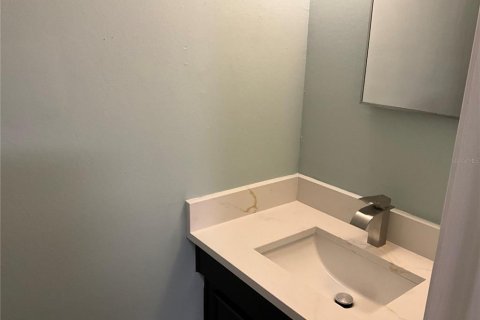 Touwnhouse à vendre à Tampa, Floride: 2 chambres, 110.37 m2 № 1917544 - photo 4
