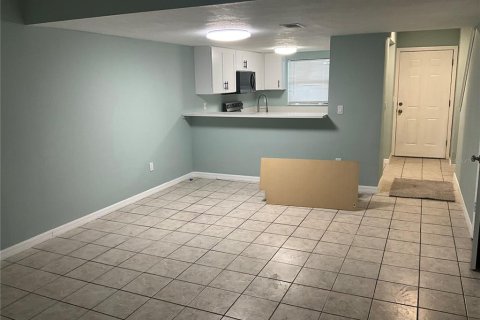 Touwnhouse à vendre à Tampa, Floride: 2 chambres, 110.37 m2 № 1917544 - photo 3