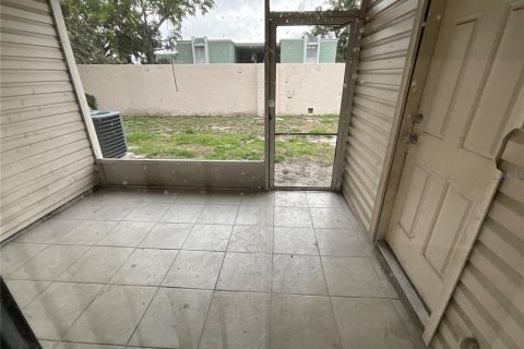 Touwnhouse à vendre à Tampa, Floride: 2 chambres, 110.37 m2 № 1917544 - photo 22