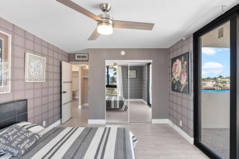 Copropriété à vendre à Hollywood, Floride: 2 chambres, 119.57 m2 № 2005225 - photo 13