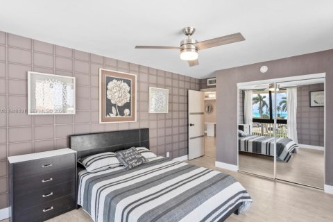 Copropriété à vendre à Hollywood, Floride: 2 chambres, 119.57 m2 № 2005225 - photo 11