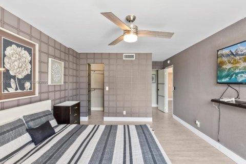 Copropriété à vendre à Hollywood, Floride: 2 chambres, 119.57 m2 № 2005225 - photo 16