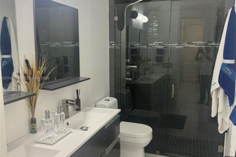 Villa ou maison à vendre à Miramar, Floride: 4 chambres, 236.99 m2 № 2076365 - photo 16