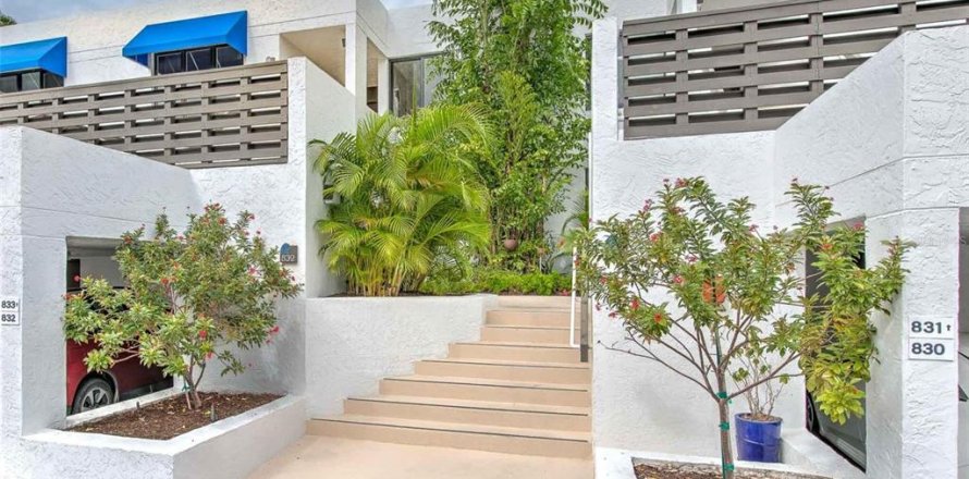 Condominio en Longboat Key, Florida, 2 dormitorios № 891392