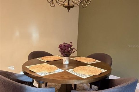 Touwnhouse à louer à Clermont, Floride: 2 chambres, 117.52 m2 № 2406743 - photo 4
