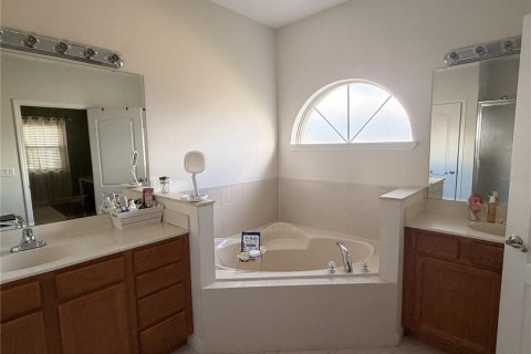 Touwnhouse à louer à Clermont, Floride: 2 chambres, 117.52 m2 № 2406743 - photo 7