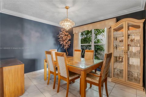 Villa ou maison à vendre à Miramar, Floride: 4 chambres, 228.82 m2 № 1947761 - photo 17