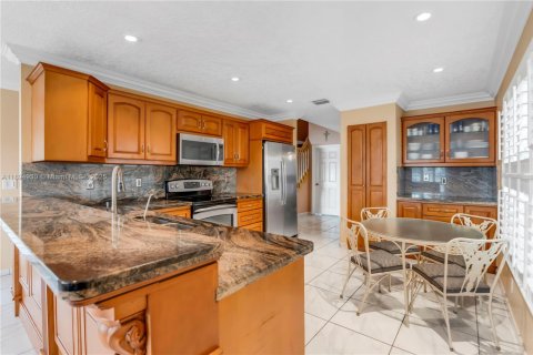 Villa ou maison à vendre à Miramar, Floride: 4 chambres, 228.82 m2 № 1947761 - photo 13