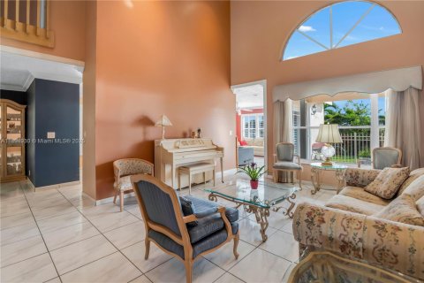 Villa ou maison à vendre à Miramar, Floride: 4 chambres, 228.82 m2 № 1947761 - photo 5