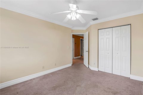 Villa ou maison à vendre à Miramar, Floride: 4 chambres, 228.82 m2 № 1947761 - photo 24