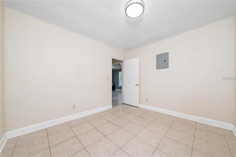 Villa ou maison à vendre à Orlando, Floride: 4 chambres, 135.64 m2 № 2296622 - photo 15