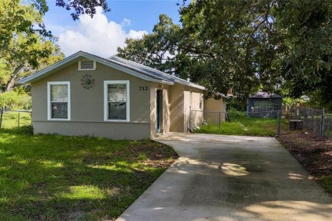 House in Orlando, Florida 4 bedrooms, 135.64 sq.m. № 2296622