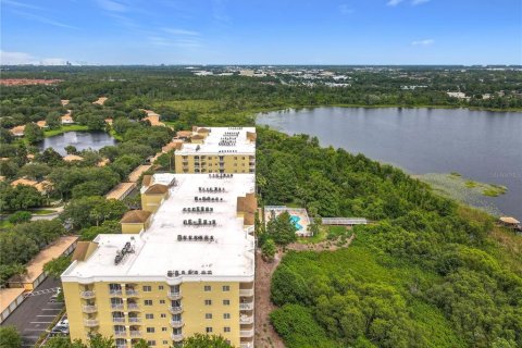 Condominio en venta en Orlando, Florida, 3 dormitorios, 209.96 m2 № 1782774 - foto 23
