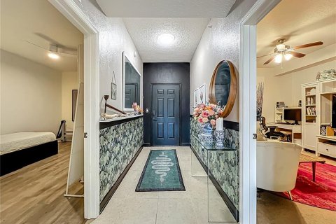 Condominio en venta en Orlando, Florida, 3 dormitorios, 209.96 m2 № 1782774 - foto 7