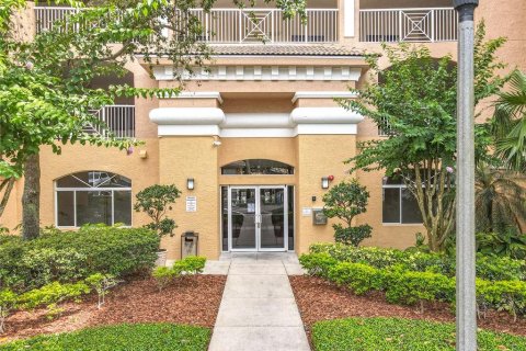 Condominio en venta en Orlando, Florida, 3 dormitorios, 209.96 m2 № 1782774 - foto 5