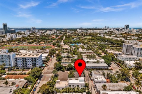 Condo in Miami Beach, Florida, 1 bedroom  № 1749144 - photo 24