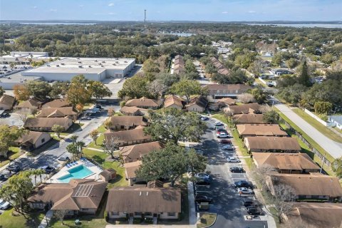 Condo in Winter Garden, Florida, 2 bedrooms № 2238779 - photo 30