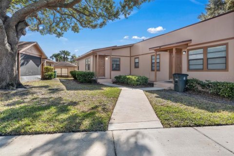 Condo in Winter Garden, Florida, 2 bedrooms № 2238779 - photo 26