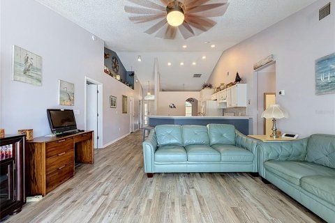 Villa ou maison à vendre à Davenport, Floride: 4 chambres, 155.43 m2 № 2226138 - photo 4