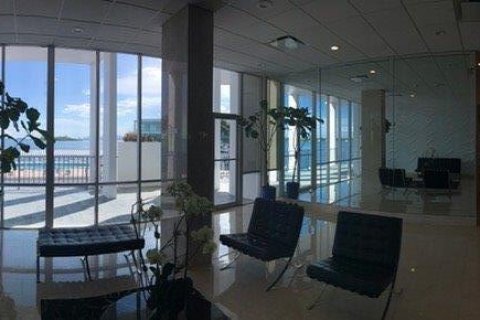 Condo in North Miami, Florida, 1 bedroom № 2176134 - photo 3