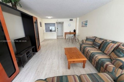 Apartamento en alquiler en Hollywood, Florida, 1 dormitorio, 84.17 m2 № 2085014 - foto 11