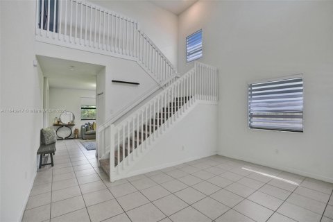 House in Homestead, Florida 4 bedrooms, 241.36 sq.m. № 1839547 - photo 10
