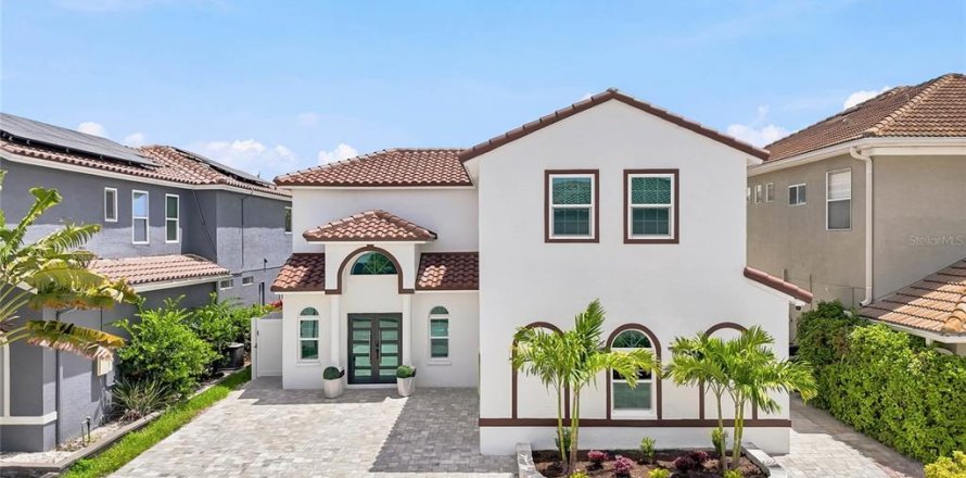 Villa ou maison à Tampa, Floride 3 chambres, 232.16 m2 № 2209967