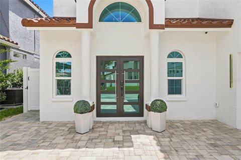 Villa ou maison à vendre à Tampa, Floride: 3 chambres, 232.16 m2 № 2209967 - photo 7