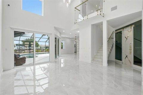 Villa ou maison à vendre à Tampa, Floride: 3 chambres, 232.16 m2 № 2209967 - photo 9