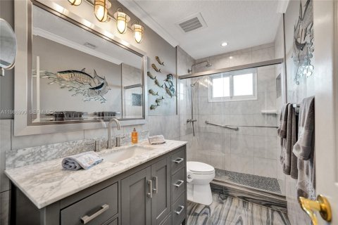 House in Dania Beach, Florida 3 bedrooms, 171.78 sq.m. № 2045001 - photo 5