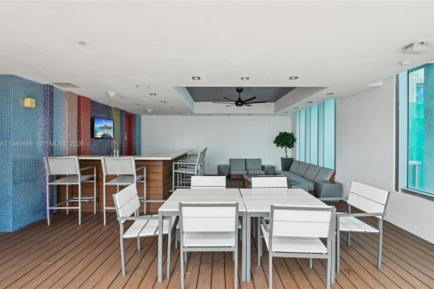 Снять в аренду кондоминиум в Майами, Флорида 1 спальня, 68.56м2, № 2005572 - фото 13