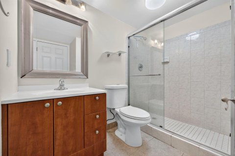 Condominio en venta en Tamarac, Florida, 2 dormitorios, 76.18 m2 № 2261515 - foto 17