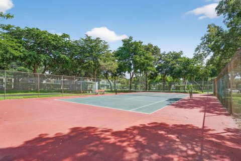 Condominio en venta en Tamarac, Florida, 2 dormitorios, 76.18 m2 № 2261515 - foto 26