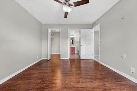Condominio en venta en Tamarac, Florida, 2 dormitorios, 76.18 m2 № 2261515 - foto 15