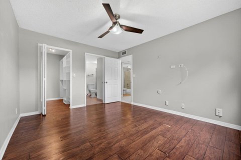 Condominio en venta en Tamarac, Florida, 2 dormitorios, 76.18 m2 № 2261515 - foto 14