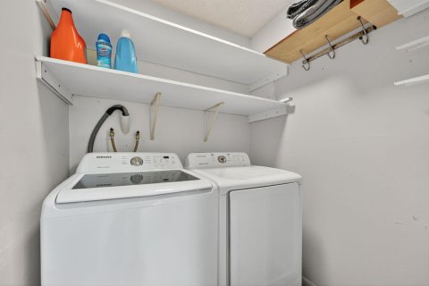 Condominio en venta en Tamarac, Florida, 2 dormitorios, 76.18 m2 № 2261515 - foto 25