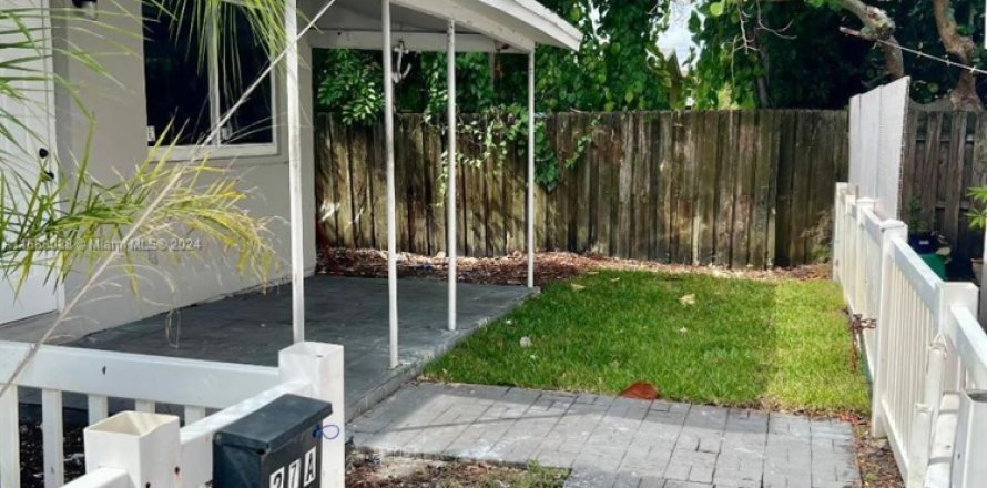 Квартира в Холливуд, Флорида 1 спальня, 49.24м2 № 1985118