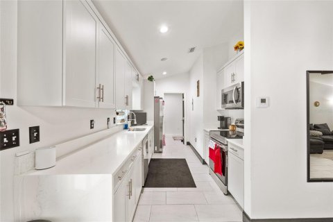Casa en venta en Summerfield, Florida, 3 dormitorios, 105.91 m2 № 2235368 - foto 6