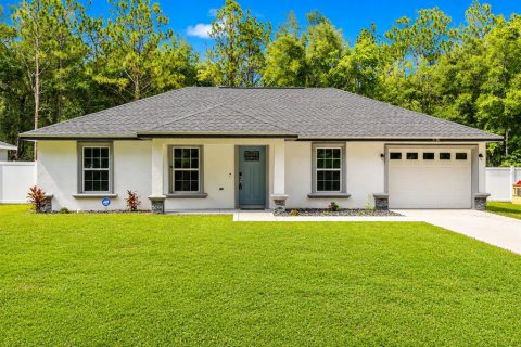 House in Summerfield, Florida 3 bedrooms, 105.91 sq.m. № 2235368
