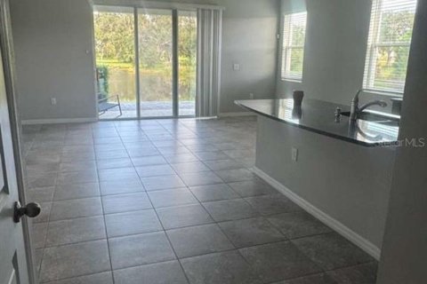 Adosado en alquiler en Sarasota, Florida, 3 dormitorios, 168.99 m2 № 1910374 - foto 4
