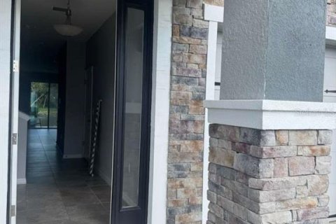Adosado en alquiler en Sarasota, Florida, 3 dormitorios, 168.99 m2 № 1910374 - foto 2
