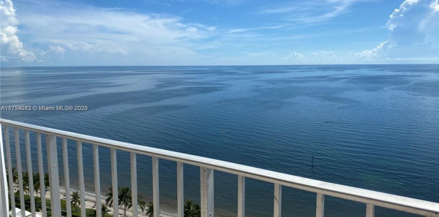 Condo in Key Biscayne, Florida, 3 bedrooms  № 2080239