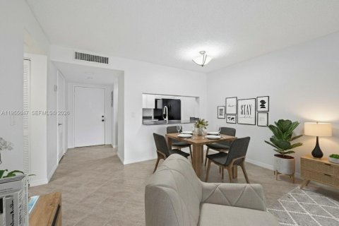 Снять в аренду кондоминиум в Корал-Спрингс, Флорида 2 спальни, 86.68м2, № 2022227 - фото 5