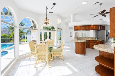 Villa ou maison à vendre à Punta Gorda, Floride: 3 chambres, 214.7 m2 № 2413726 - photo 19
