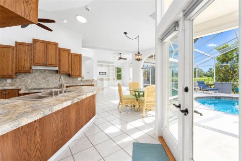 Villa ou maison à vendre à Punta Gorda, Floride: 3 chambres, 214.7 m2 № 2413726 - photo 17