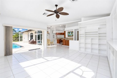 Villa ou maison à vendre à Punta Gorda, Floride: 3 chambres, 214.7 m2 № 2413726 - photo 29