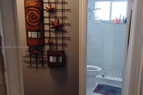 Casa en venta en Plantation, Florida, 3 dormitorios, 122.45 m2 № 1993930 - foto 12