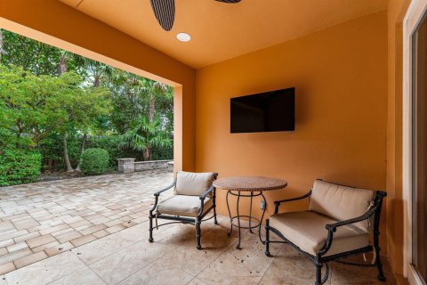 House in Palm Beach Shores, Florida 3 bedrooms, 206.71 sq.m. № 2402426 - photo 30