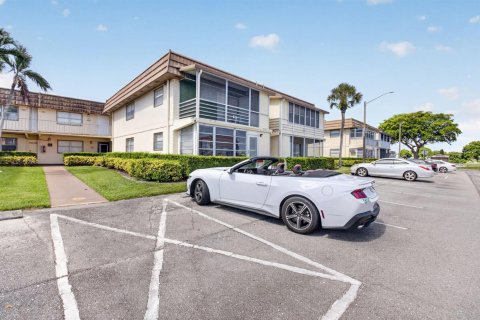 Condo à Delray Beach, Floride, 2 chambres  № 2259634